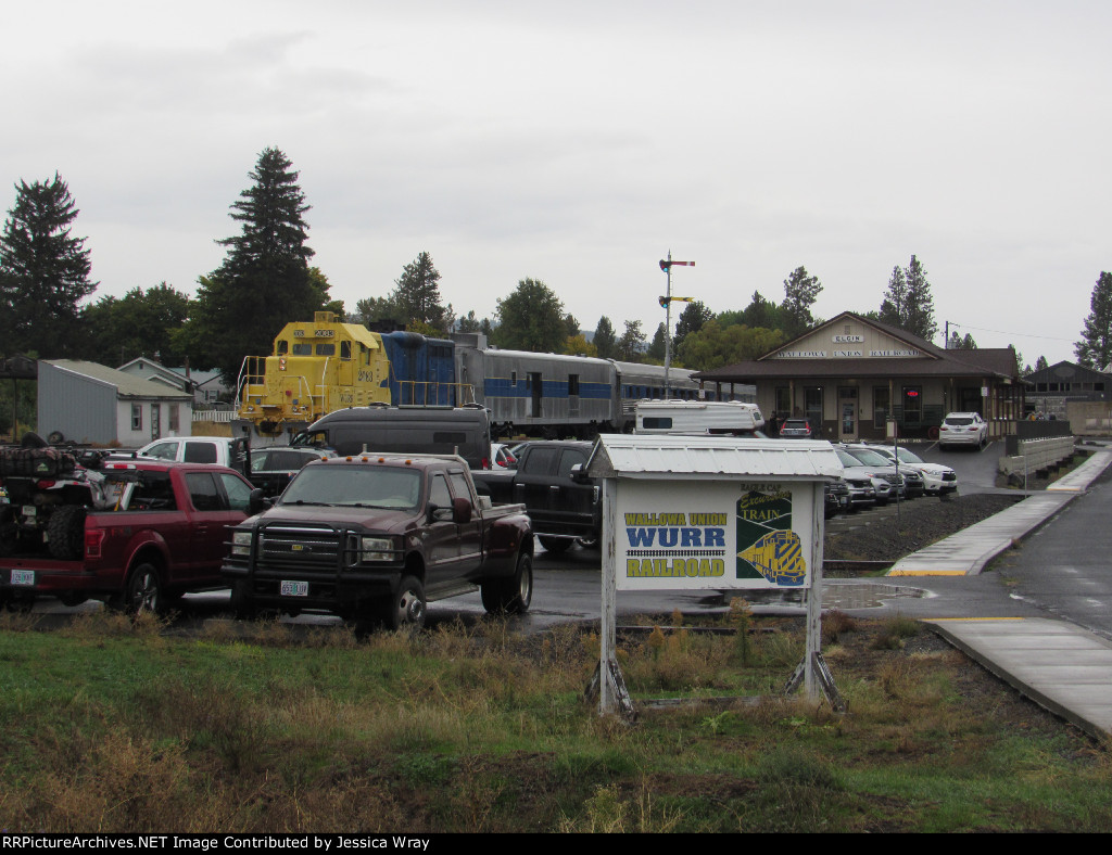 Elgin Station